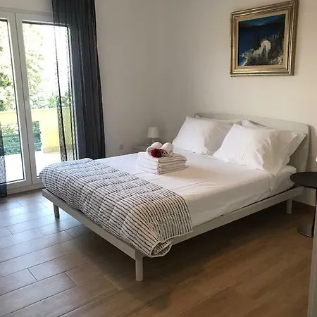 Apartament Apartman Vini