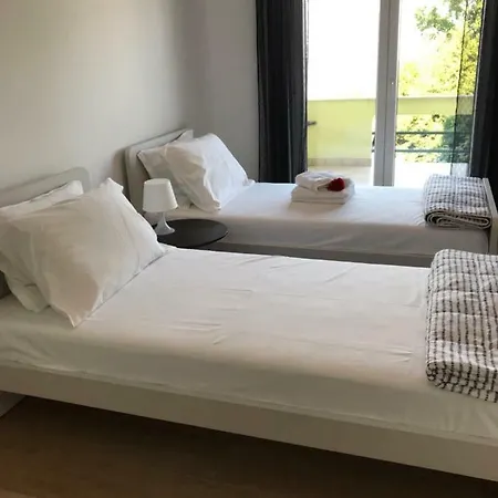 Apartman Vini *